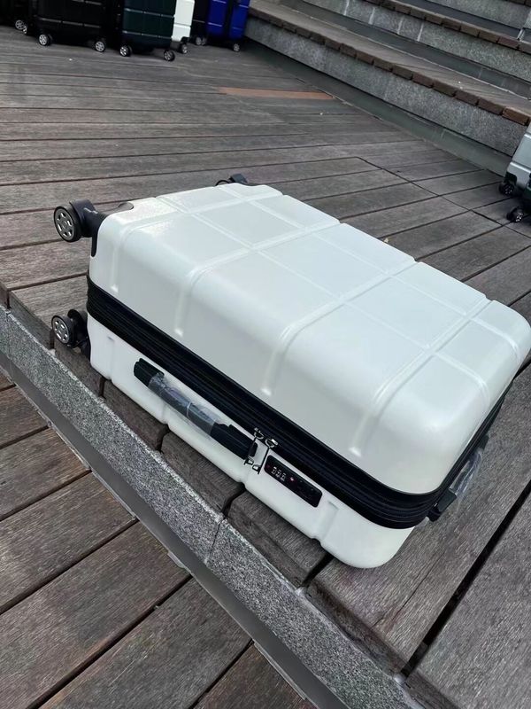 Nuovo design Portatile ABS+PC Set bagagli Conchiglie rigide Sacchetti da viaggio Set valigie