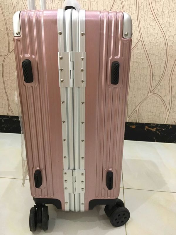 Al dettaglio Nuova valigia Valigia da viaggio Set per all'aperto Logo stampato personalizzato 20