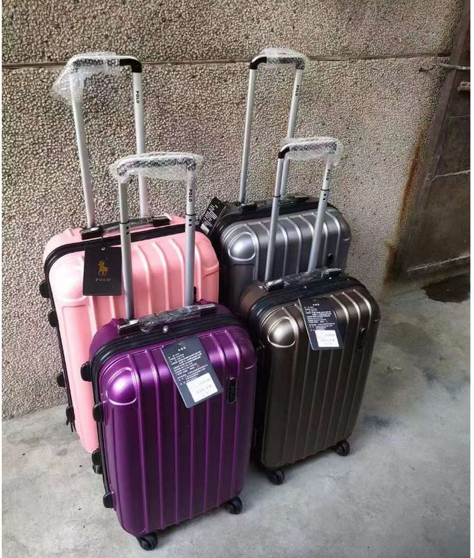 Cina fabbrica personalizzato logo carrello valigia ingrosso bagaglio sacchetti da viaggio a ruote per attività sportive di svago