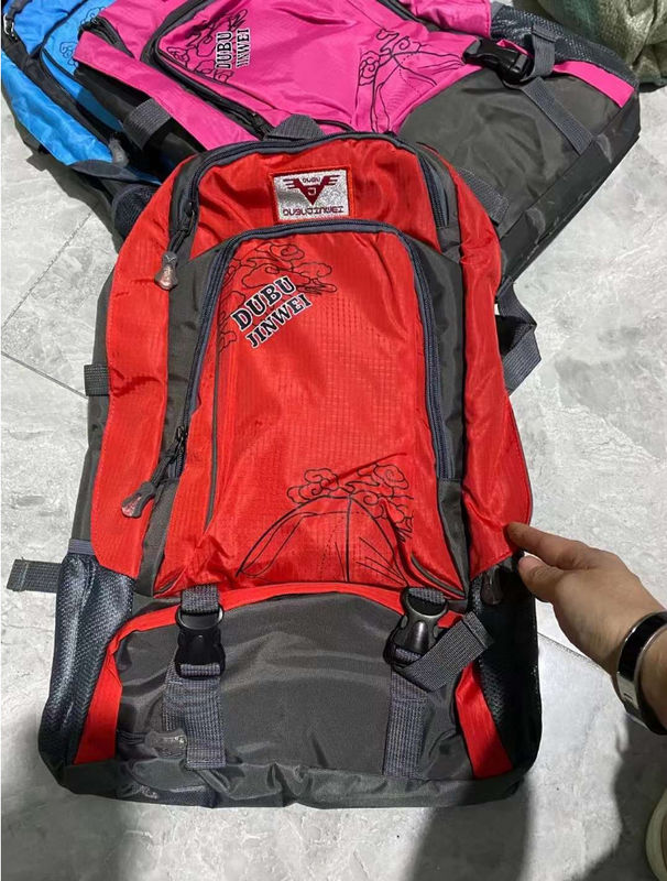 Moda Marca di lusso Uomini Donne Zaino portatile Computer Notebook Borsa scolastica Grande deposito Borse da viaggio unisex Casual