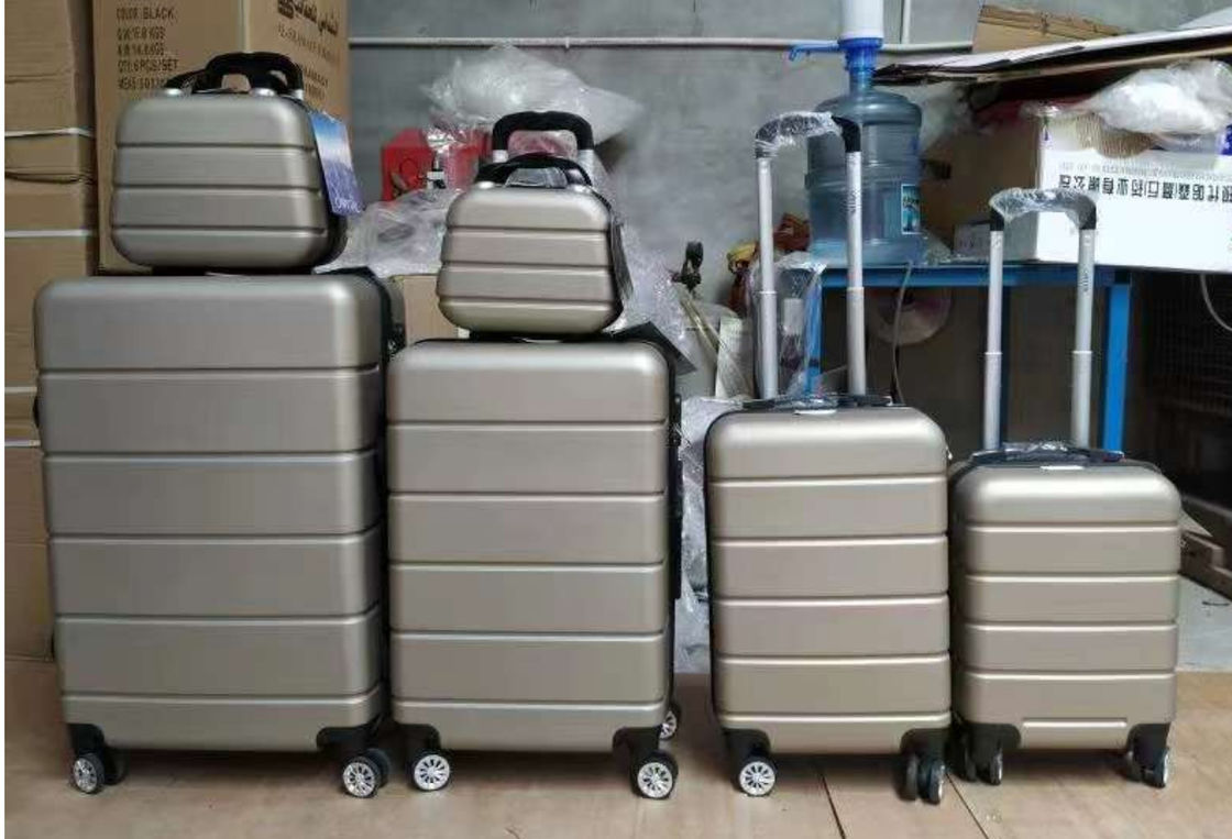 Fabbrica cinese porta bagagli da viaggio 3 valigie Set di carrello multifunzionale Tsa Lock Universal Wheel Baggage Set