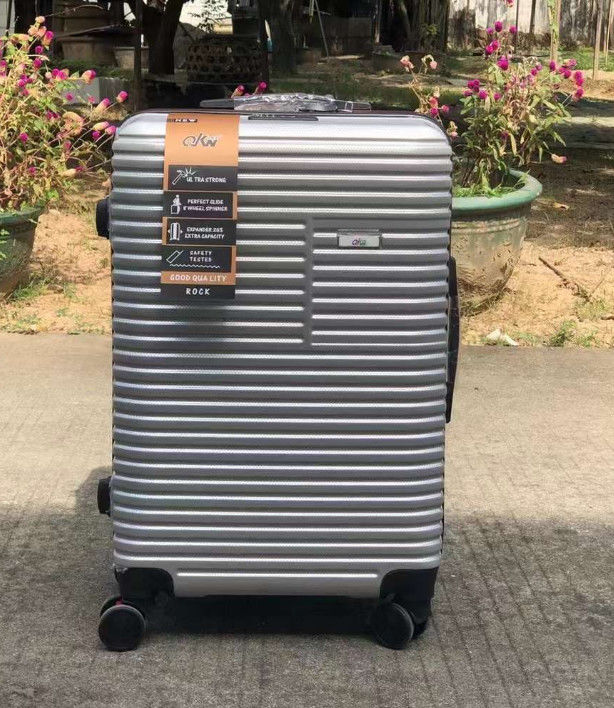 Cassa di volo OEM ODM Etichetta personalizzata Anti-graffi Valigia da viaggio con 4 Whee
