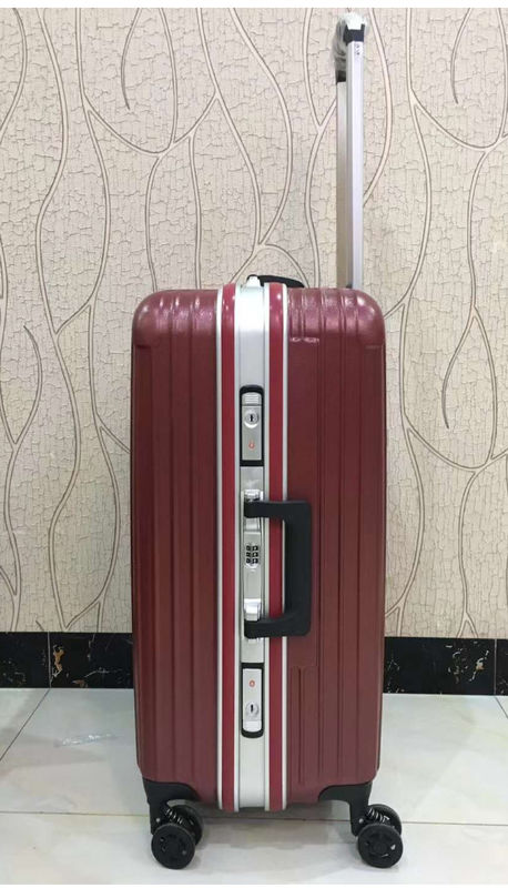Qualità elevata 4 ruote doppie Conchiglia rigida PC Cornice in alluminio Tsa Serratura Adulto Viaggiatore Valigie rosse Bagagli