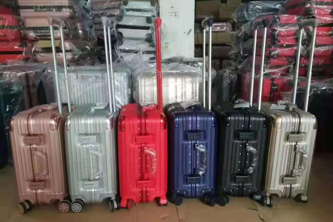 Nuova ultima valigia da viaggio ABS+PC Universal Wheel Zipper Trolley Box Drag Leather Box Box Code Box Luggage Wholesale