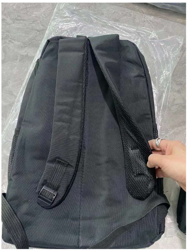 Torna al lavoro Nuovo design di tendenza Logo personalizzato Polyester rivestimento zaino uomo