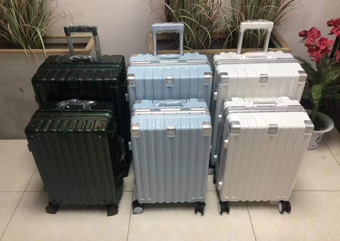 Cassa di abbigliamento a vapore in ingrosso Cabina pieghevole Xe In Gp Gn Nh Vali Abbigliamento da lavoro Imbarco Set di viaggio carrello per bambini