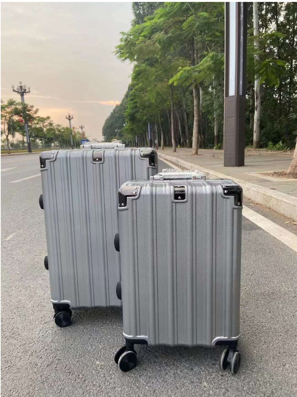 Nuovo bagaglio con le ruote per il lato rigido bagaglio verticale valigia rotabile leggero per il viaggio vacanza
